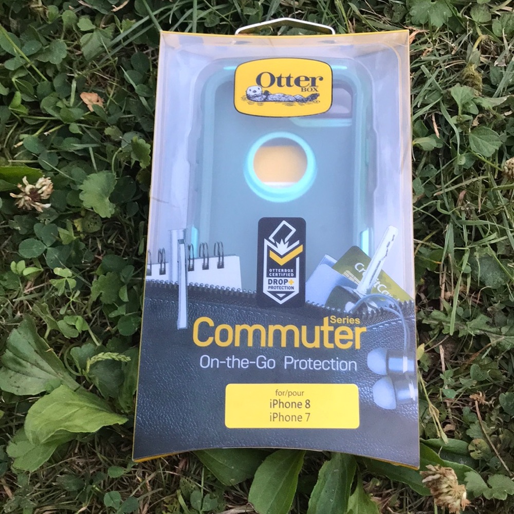 Teal OtterBox commuter case for iPhone 7 or 8